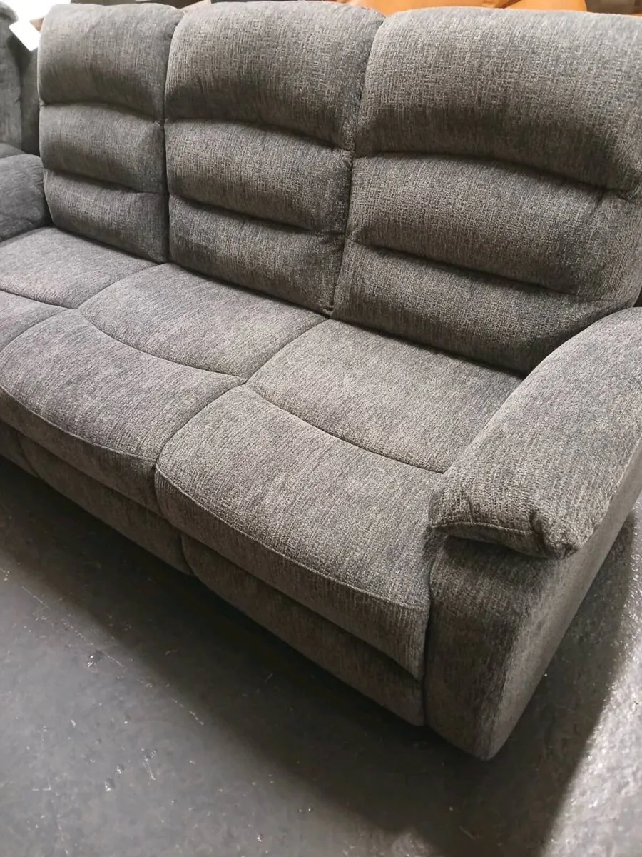 3and2 seaters - Image 1