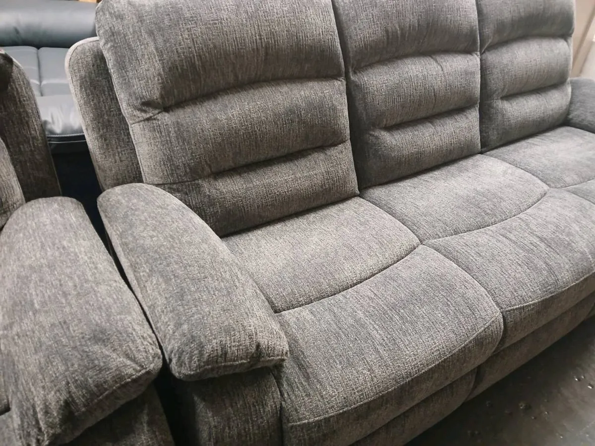 3and2 seaters - Image 3