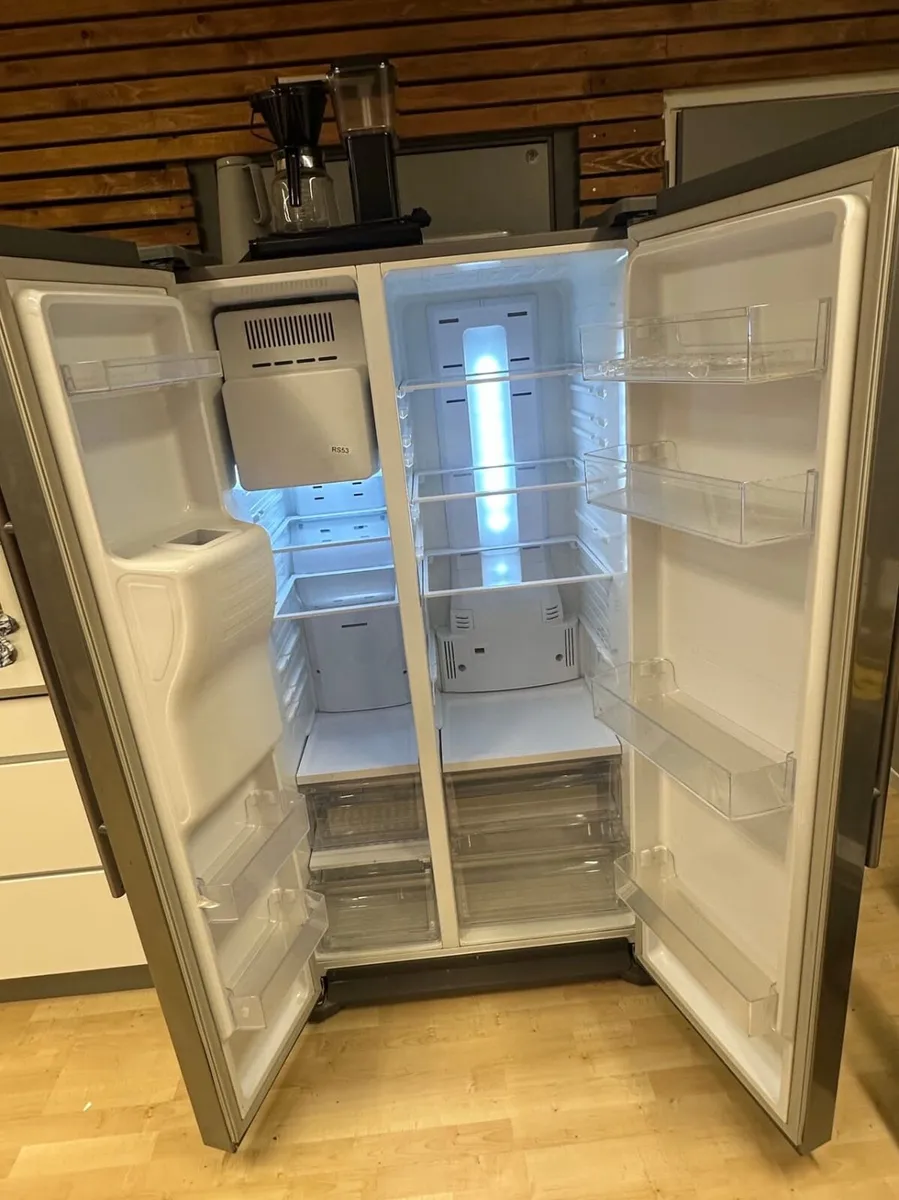 Samsung American Fridge Freezer - Image 2