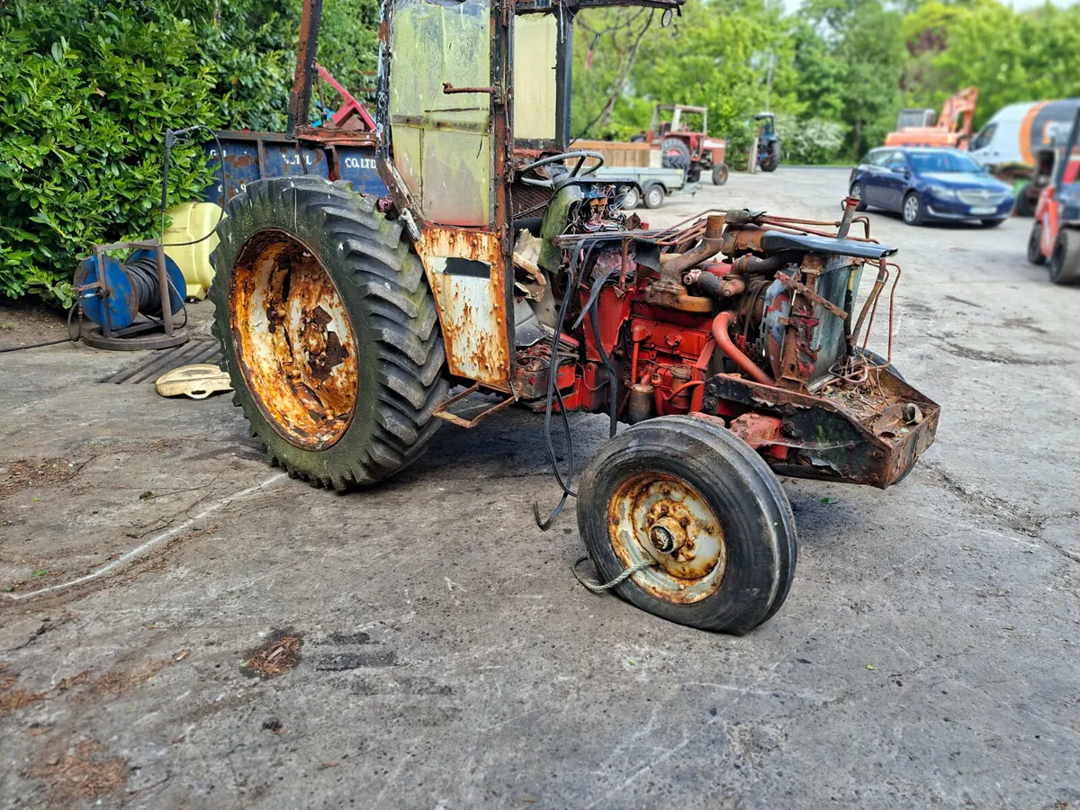 Tractors - Image 4