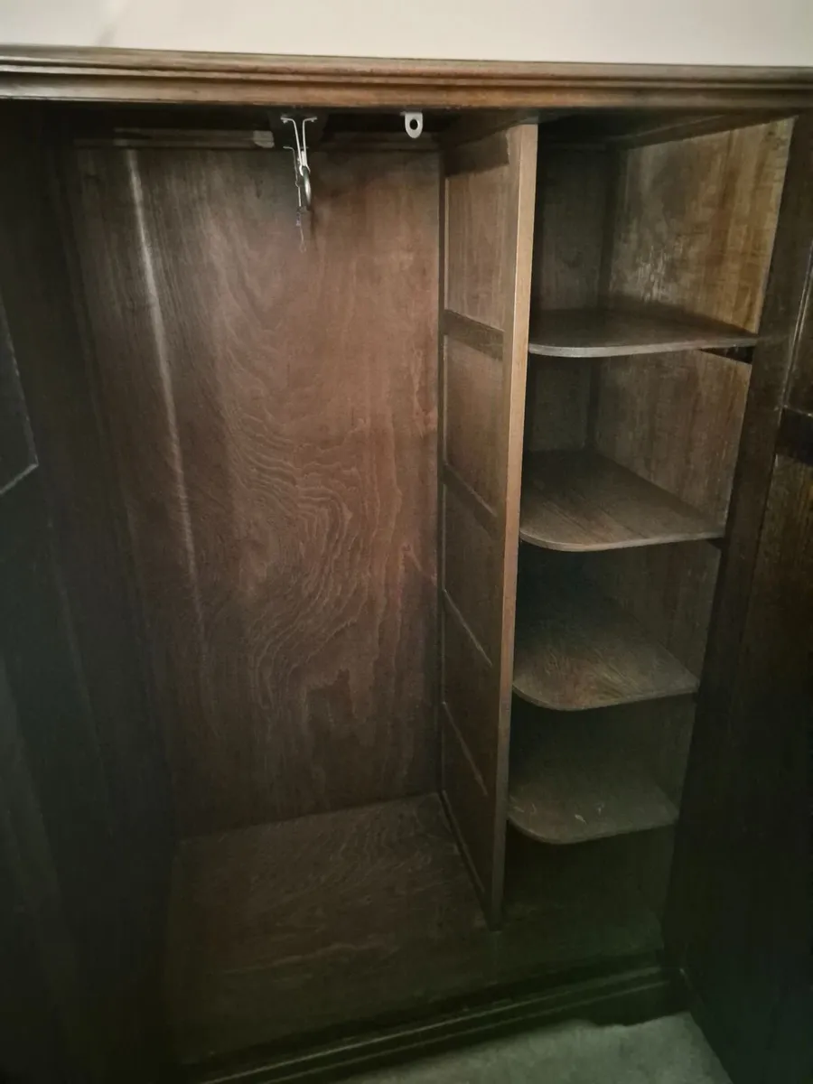 Vintage Wardrobe - Image 2