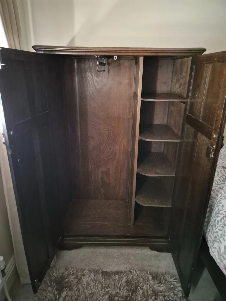 Vintage Wardrobe - Image 3