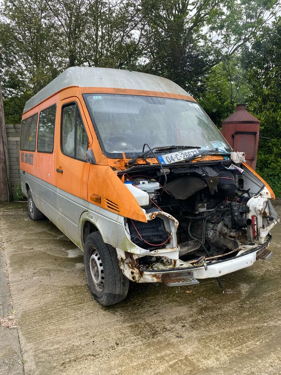 Sprinter busses - Image 4