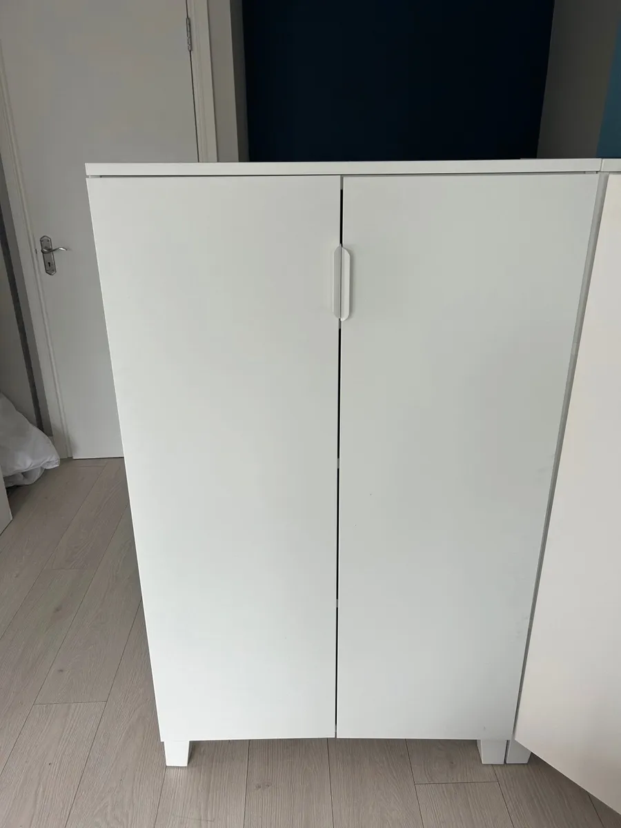 Wardrobes - Image 2