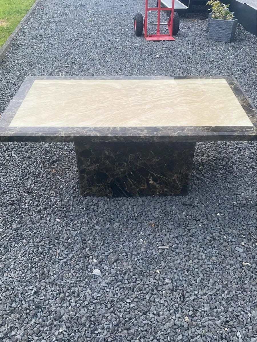 Marble table - Image 2