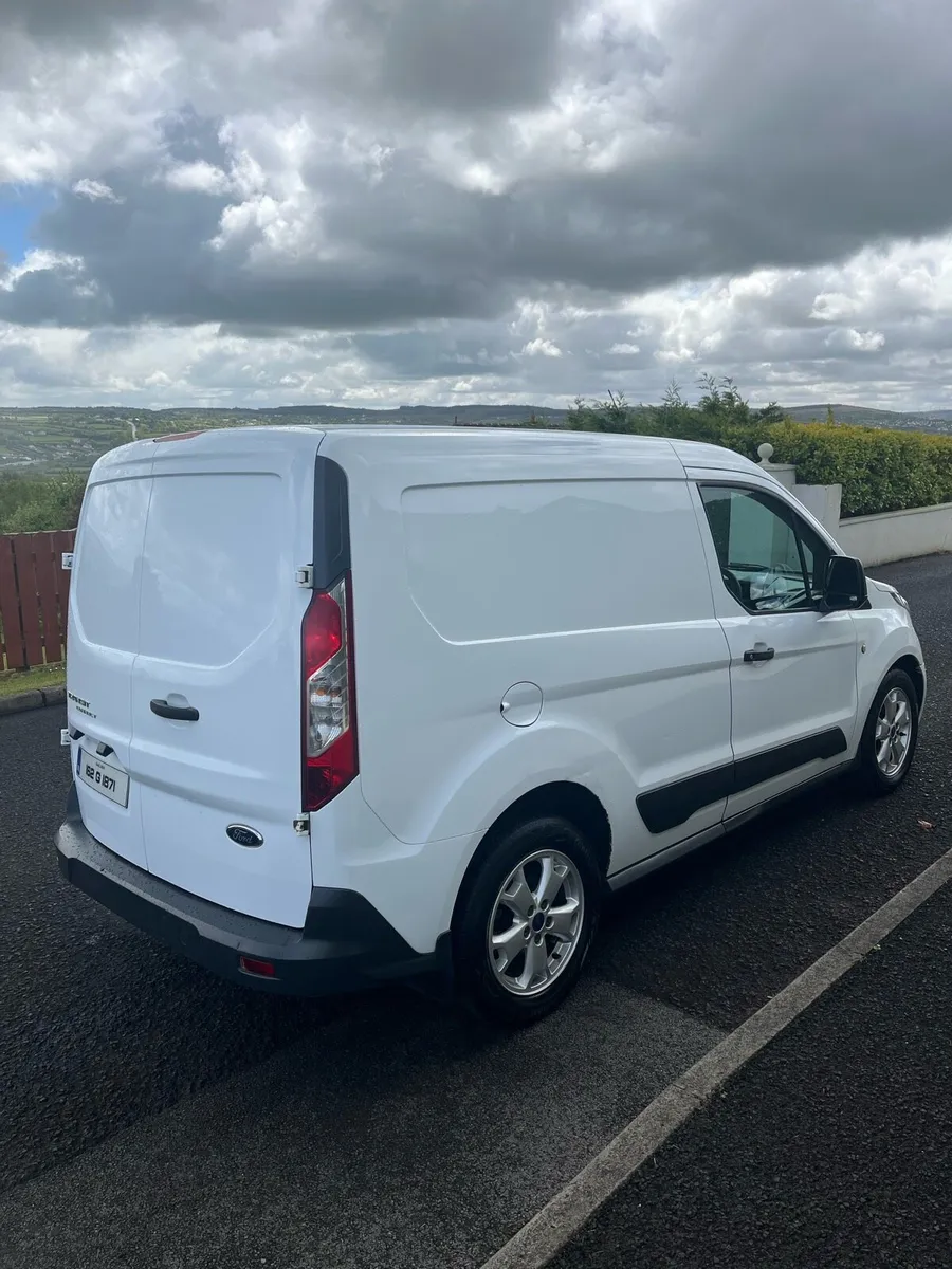 Ford transit connect - Image 4