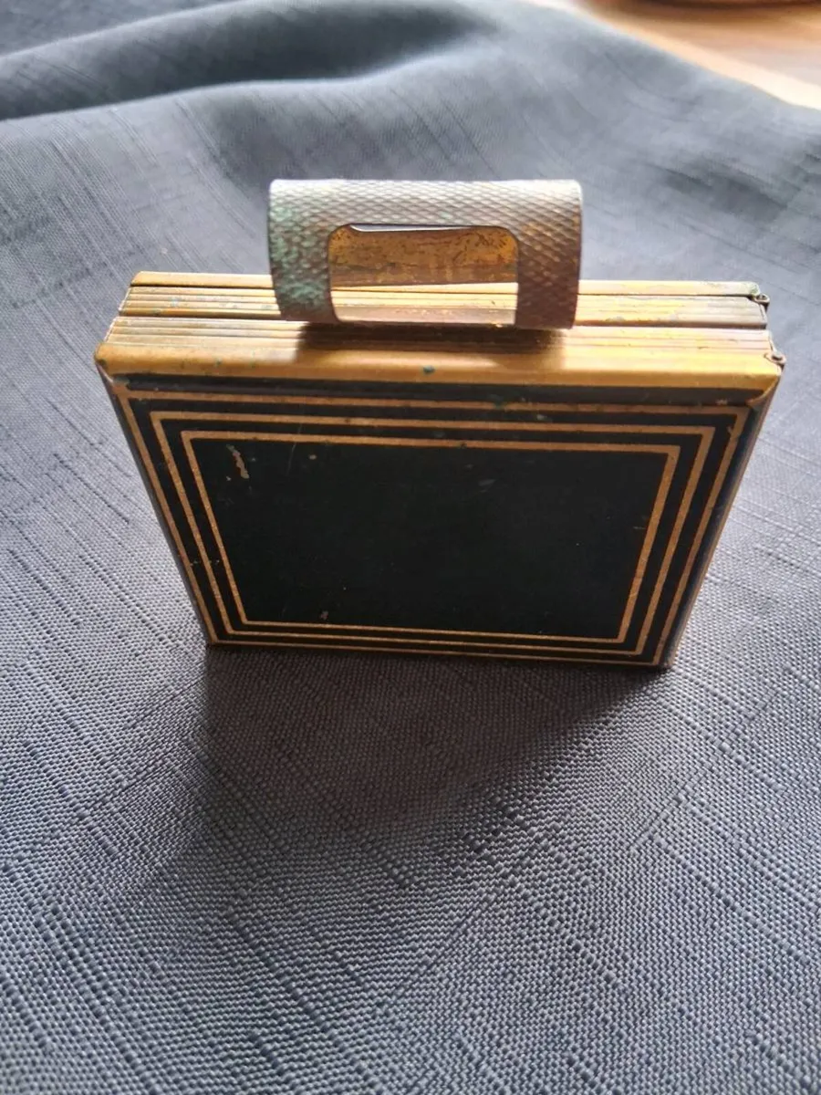 Vintage Ladies Kigu Powder/Cigarette Compact Case - Image 3