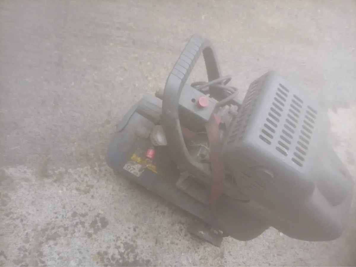 Air compressor - Image 2