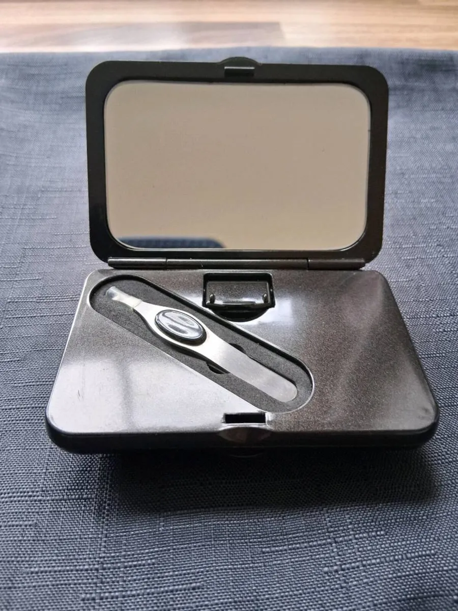 Men's Compact Grooming Kit - Image 4
