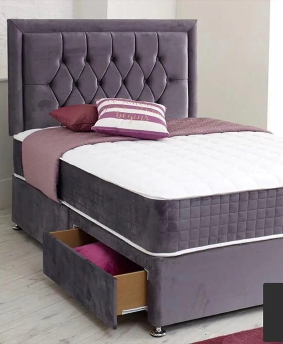 Double beds available for cheap - Image 3