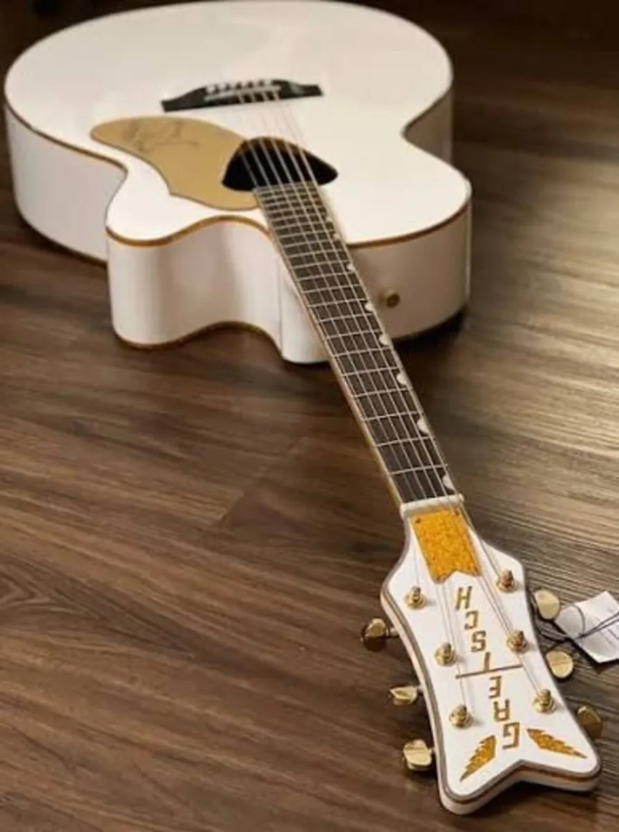 Gretsch Jumbo Rancher . Looking for.