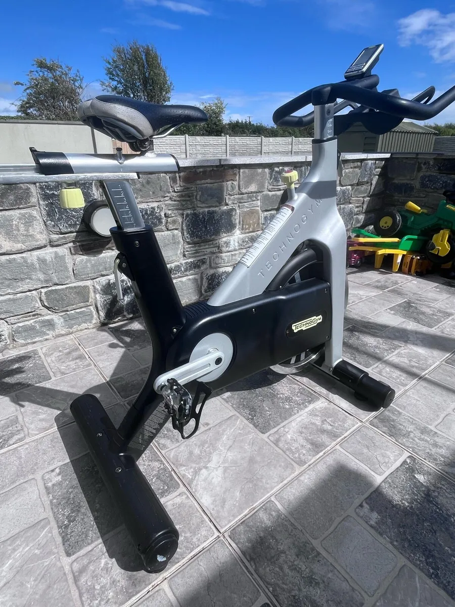 Spinning Bike - Image 1