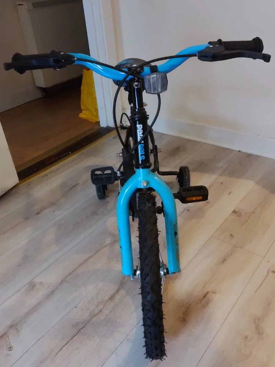 Kids Pedal Pals Street Rider Bike with Stabilizers - Image 4