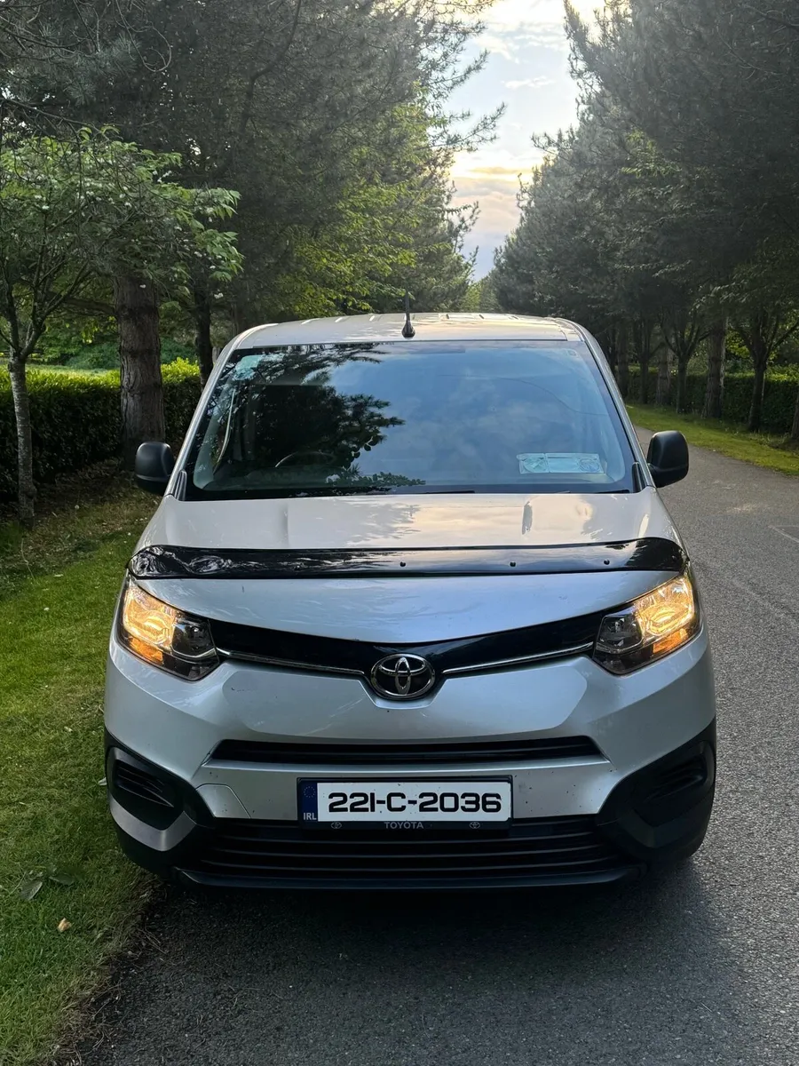 22 PROACE CITY 6 SPEED 100 BHP  NO DAMAGE - Image 2