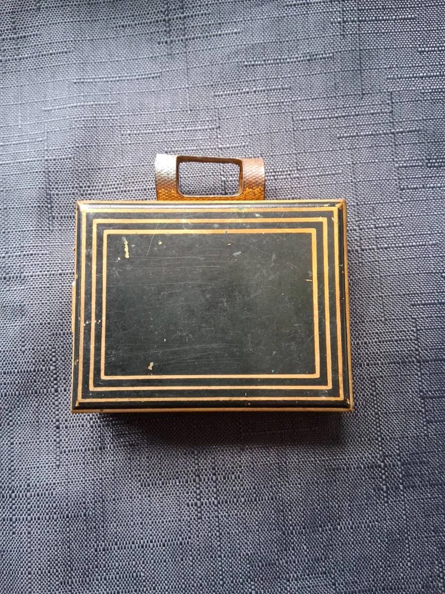 Vintage Ladies Kigu Powder/Cigarette Compact Case - Image 2