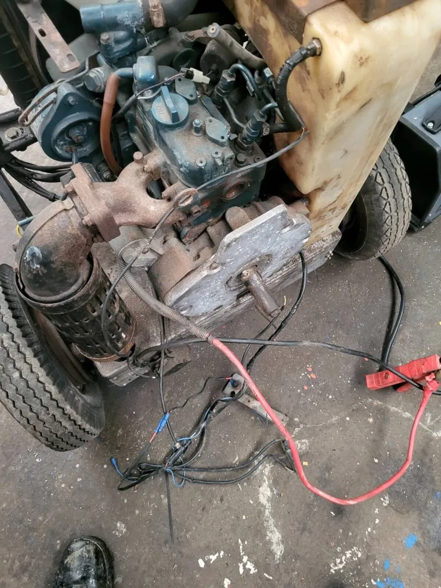 2 cylinder 13.3 hp  kubota diesel engine - Image 2