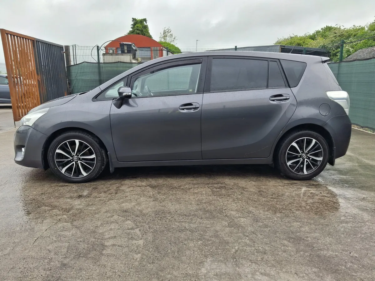 2018 Toyota Verso 7 seater  1.6 Diesel - Image 4