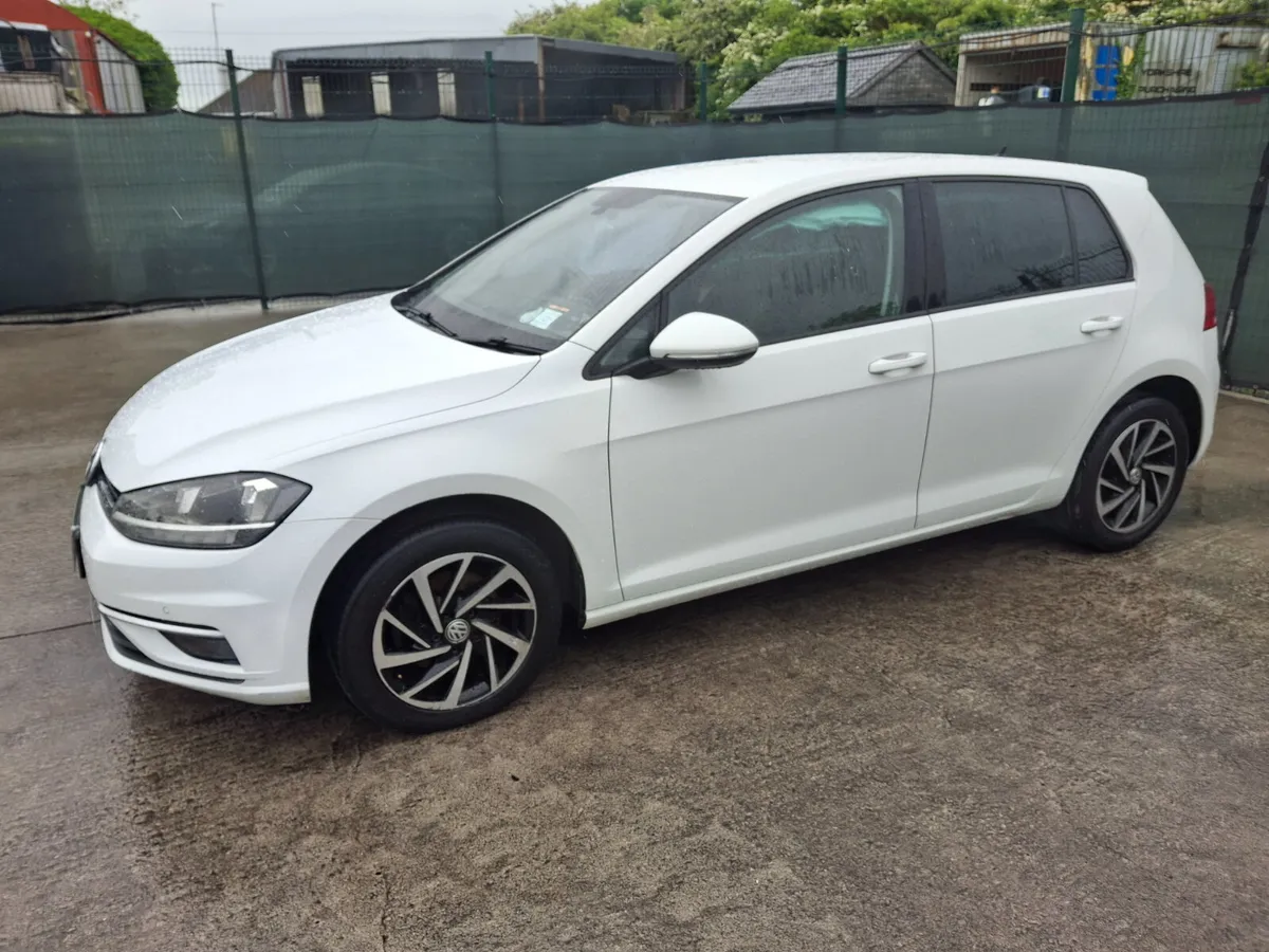 2019 Volkswagen Golf  Tdi - Image 1