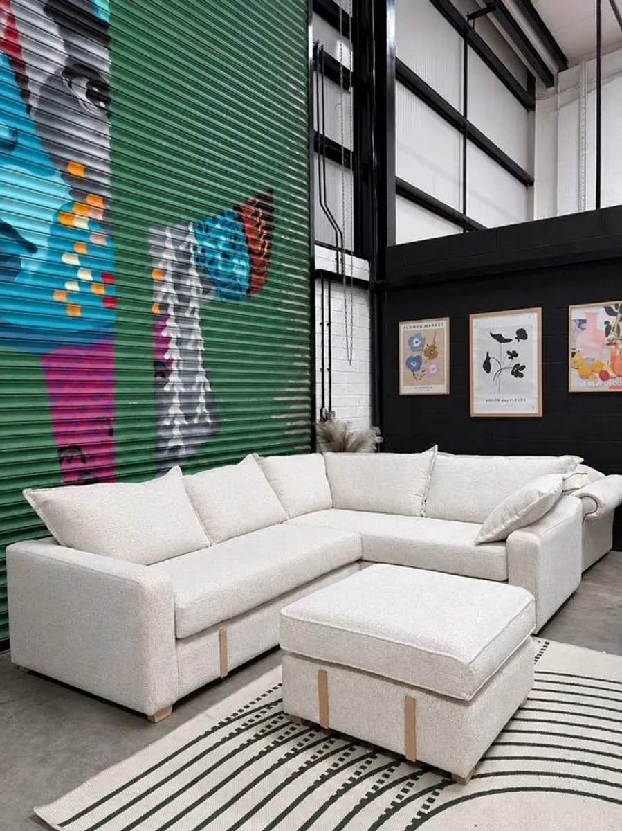 sofa - Image 1
