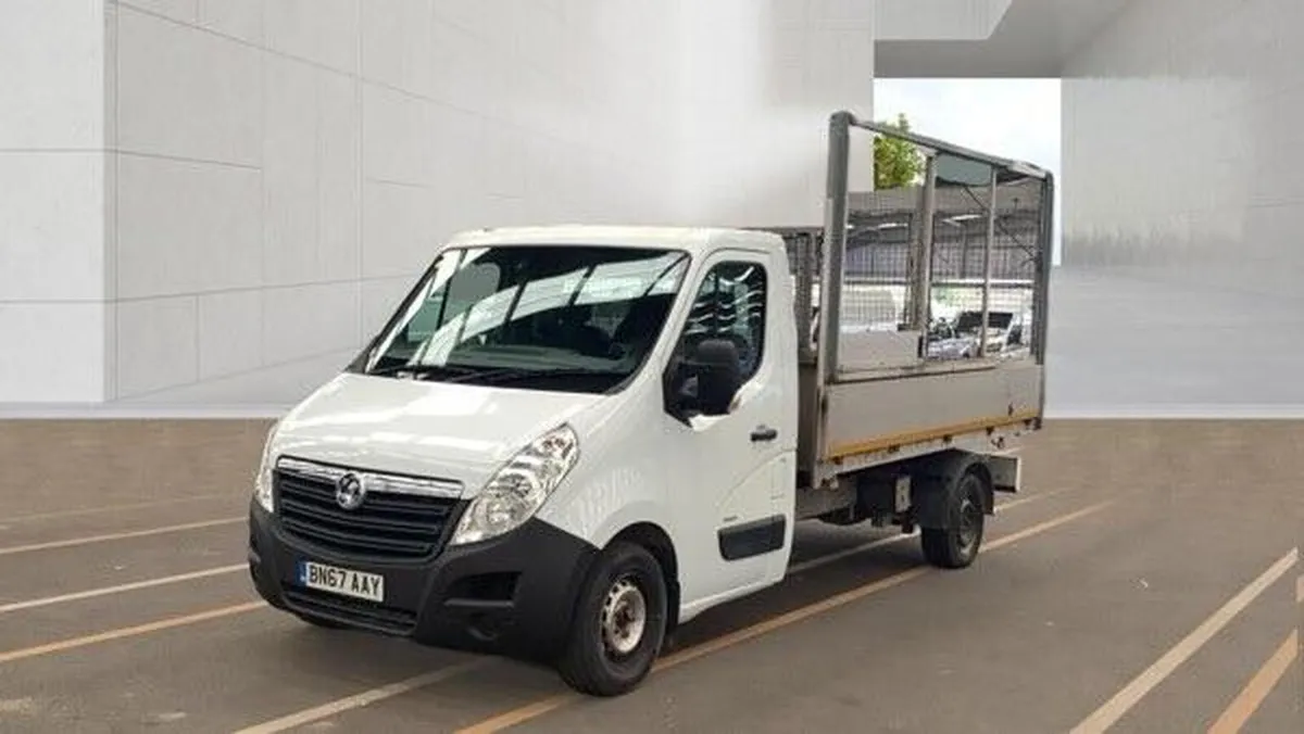 2018 Vauxhall Movano Tipper Van - Image 1