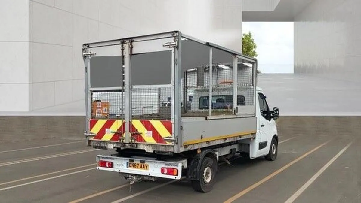 2018 Vauxhall Movano Tipper Van - Image 2