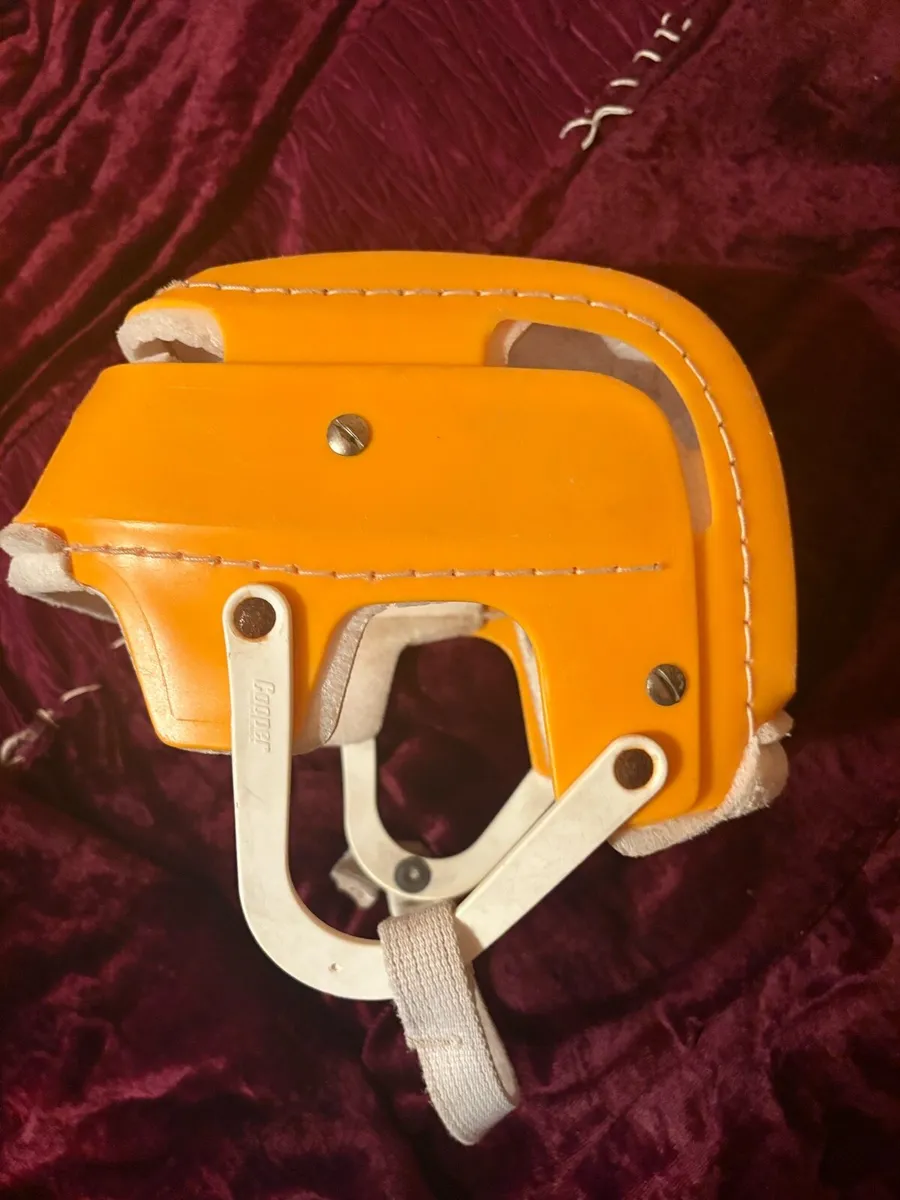 Yellow Oldstyle Cooper Helmet - Image 2