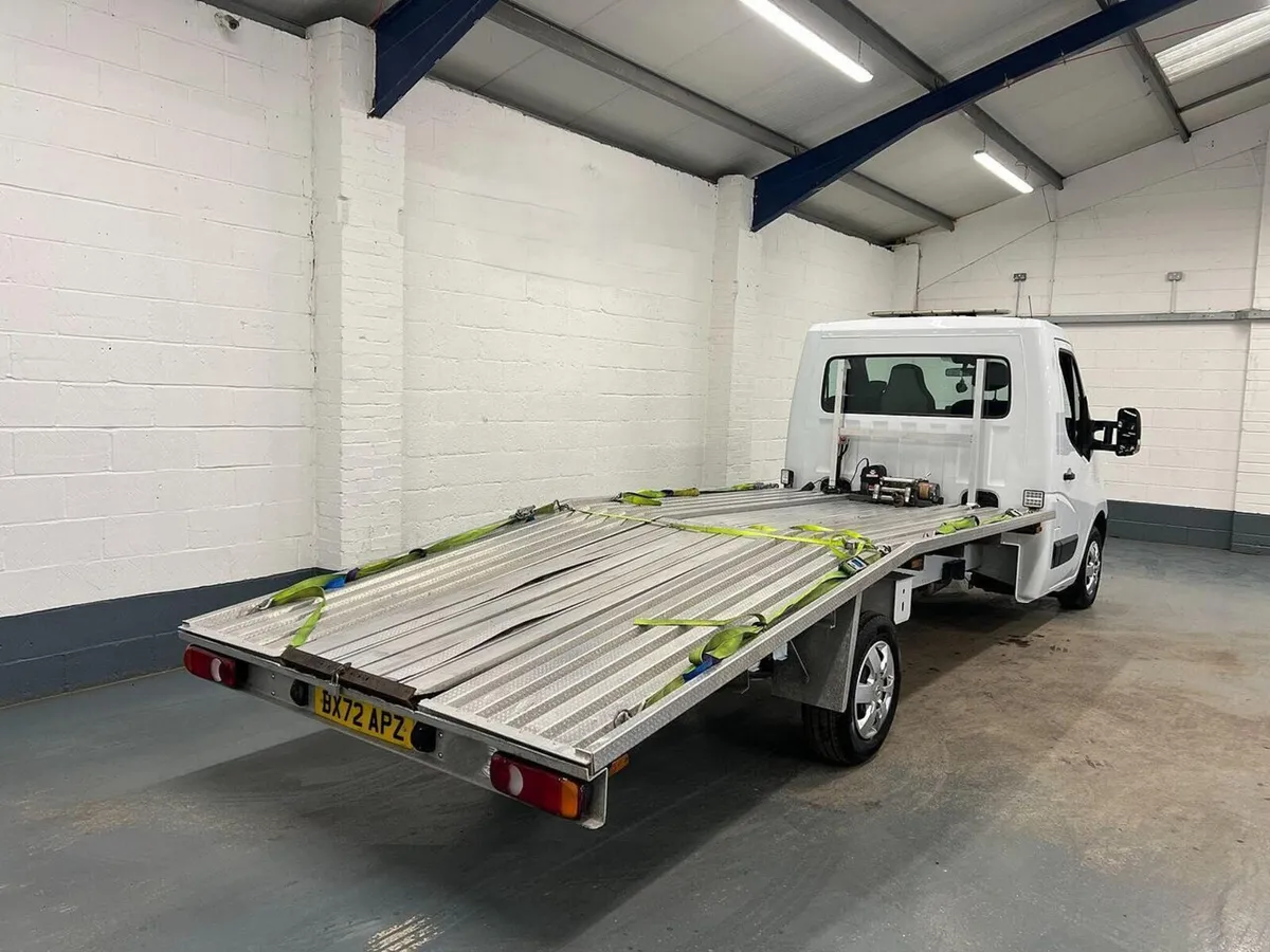 2022 Nissan Interstar Vehicle Transporter Van - Image 3