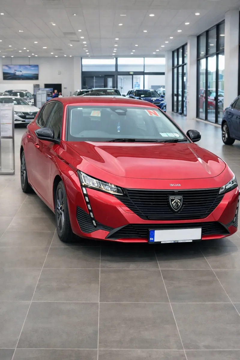 Peugeot 308 1.5L 2022 - Image 1