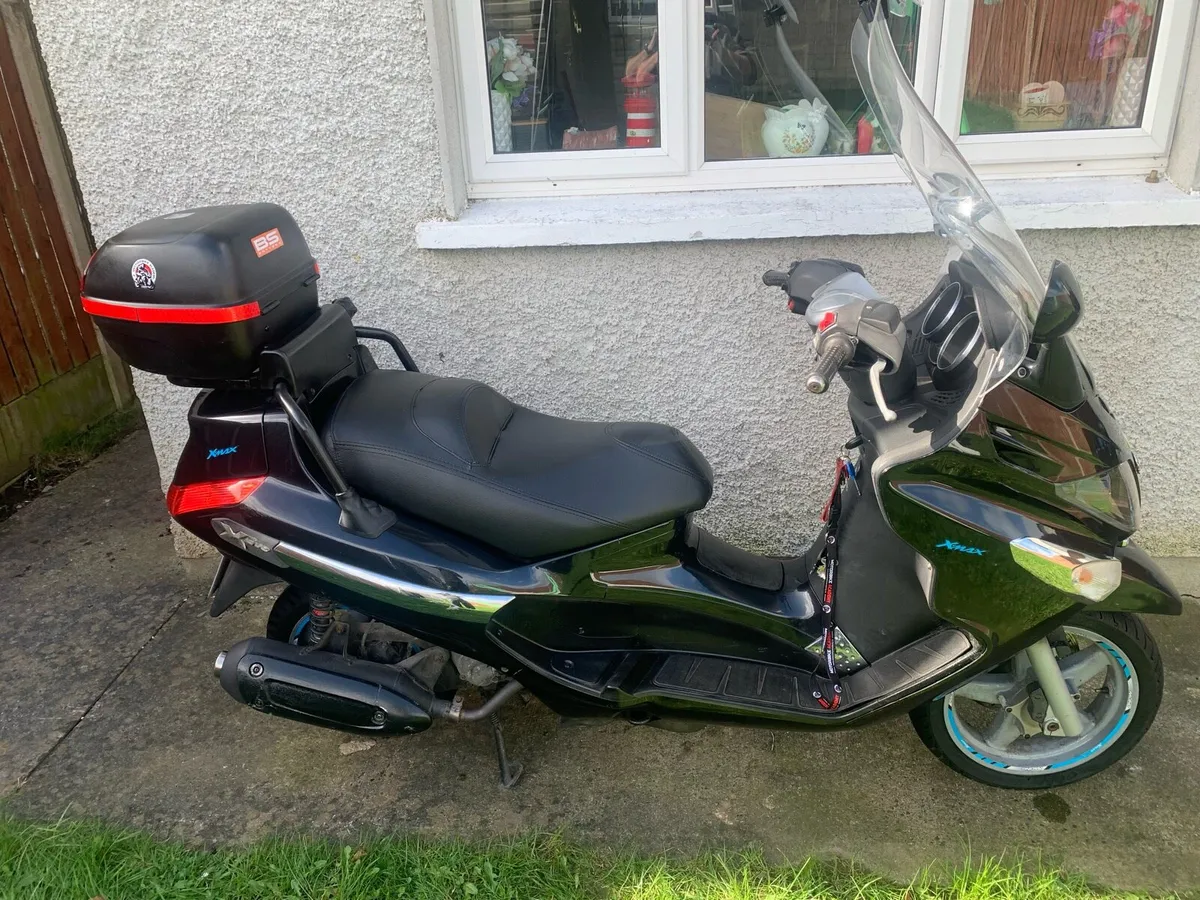 Piaggio xevo 125 xmax - Image 2