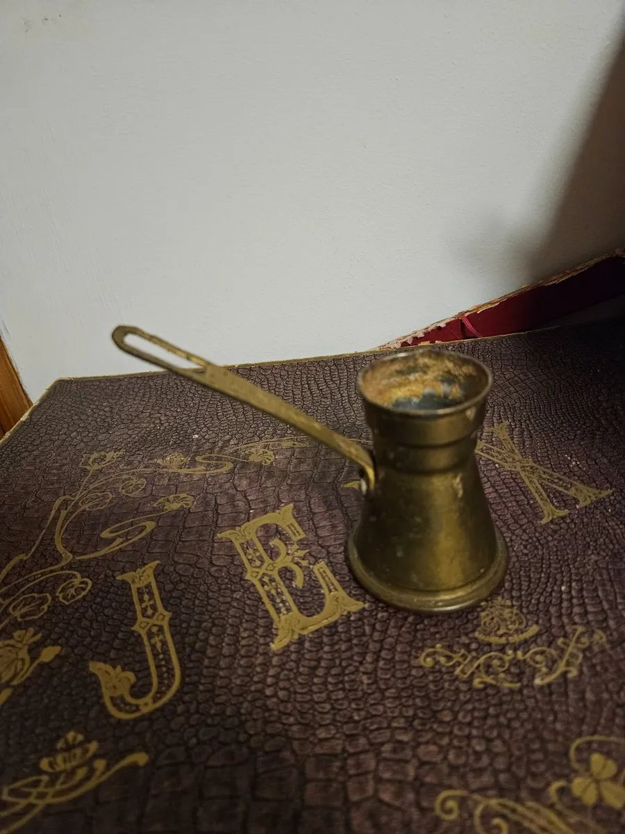 Vintage Brass Pot - Image 3