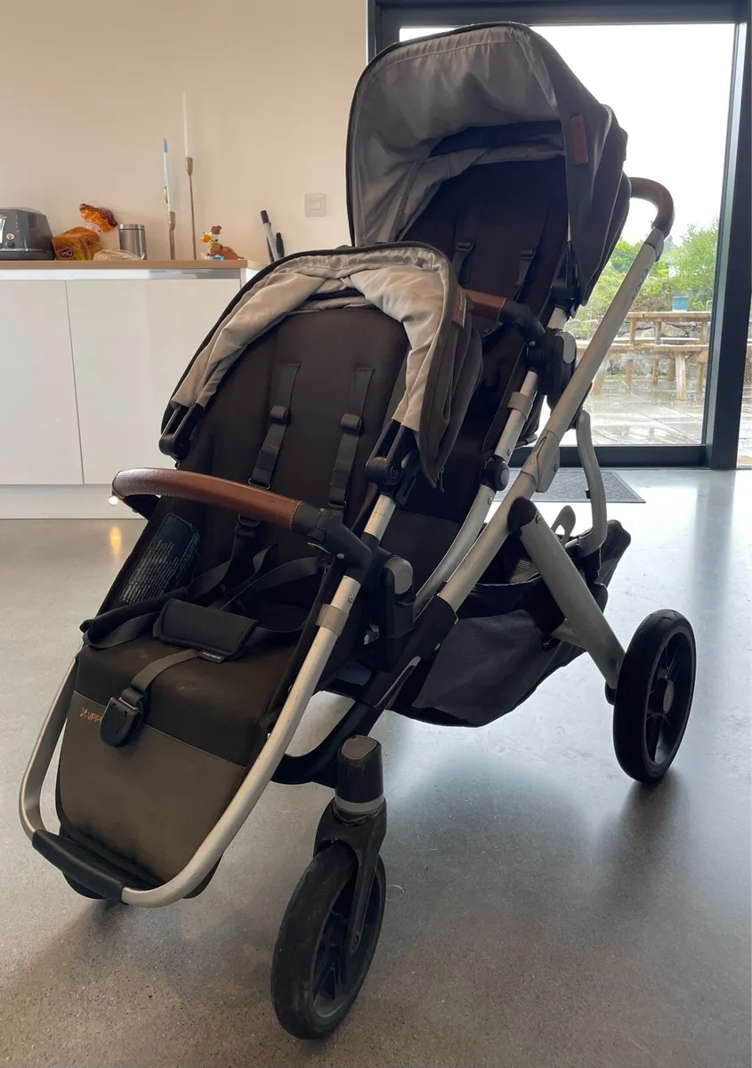Uppababy Vista V2 Hazel Bundle (incl rumble seat) - Image 2