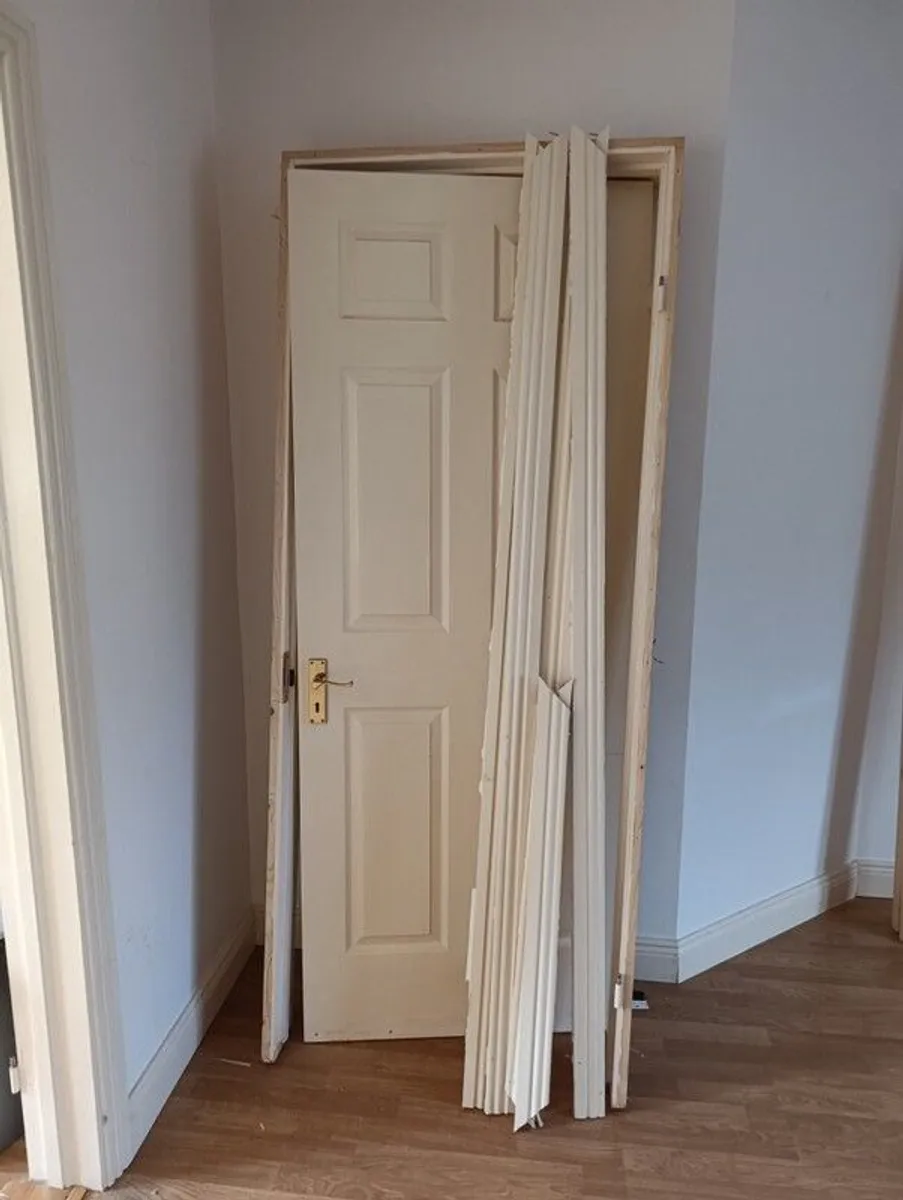 Internal Doors 1 Single + 1 Double with Frames 90 EUR Can Sell Separately - Image 2