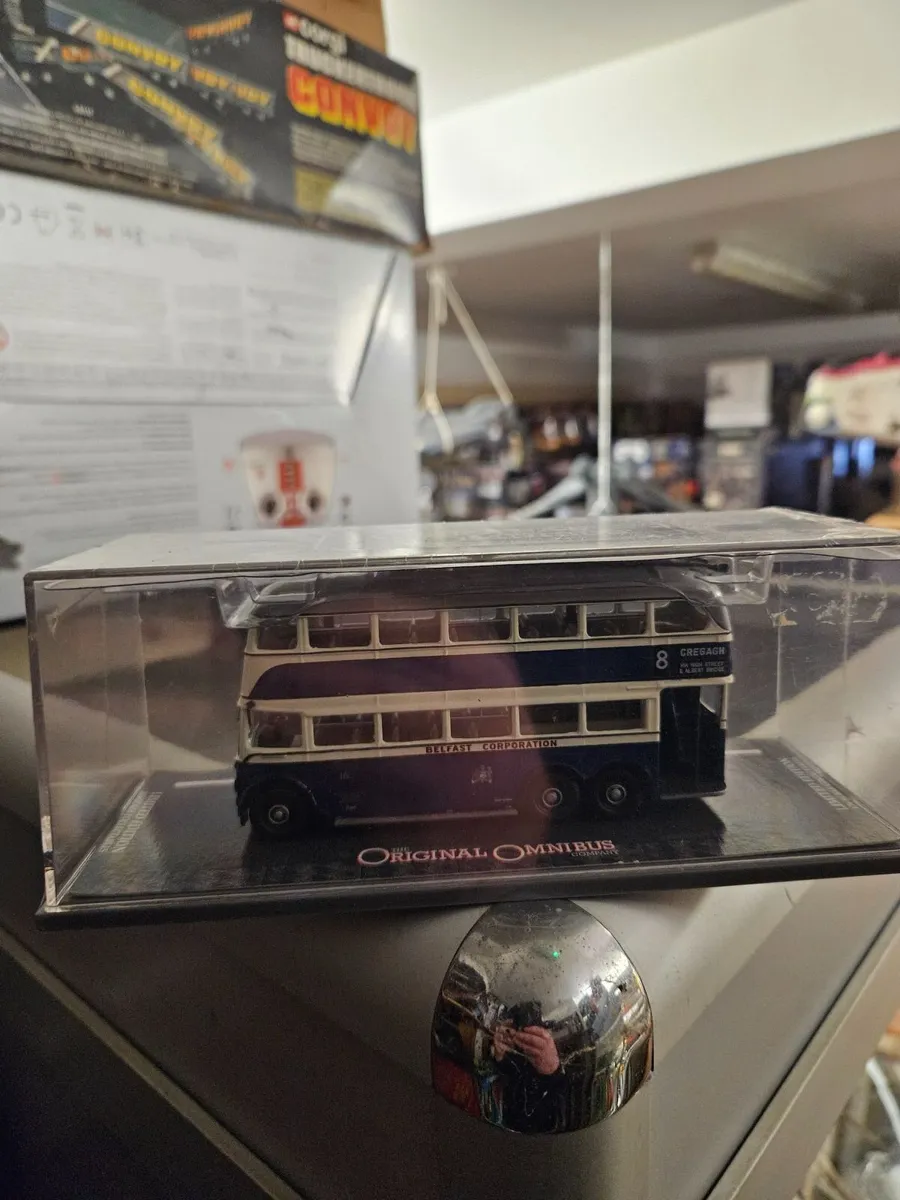 Corgi Bus - Image 2