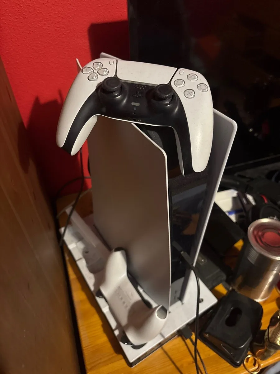 PlayStation 5 - Image 3