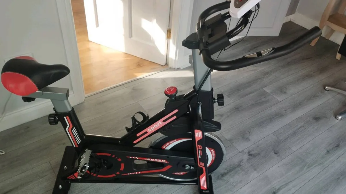 Exercise bike - Image 4