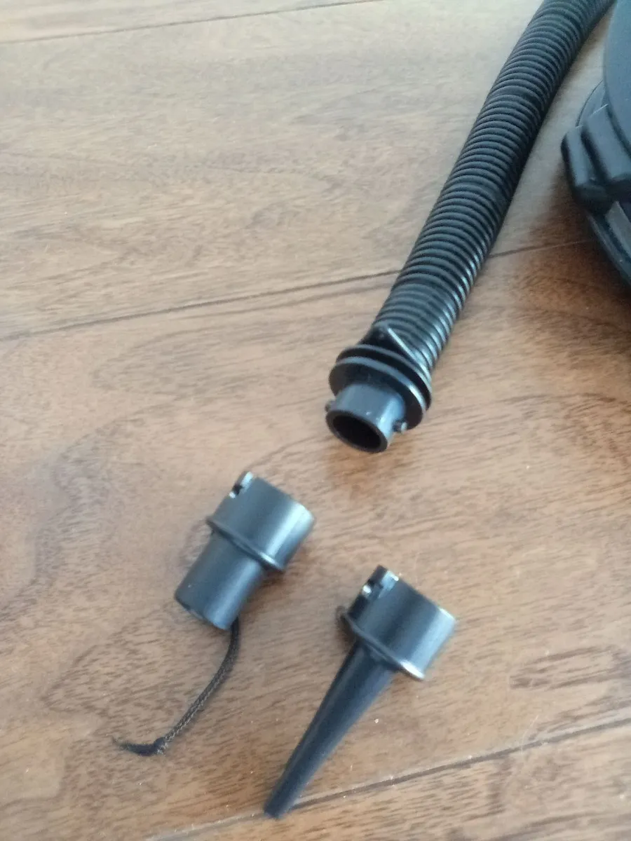 Quechua  Camping Foot Pump - Image 4