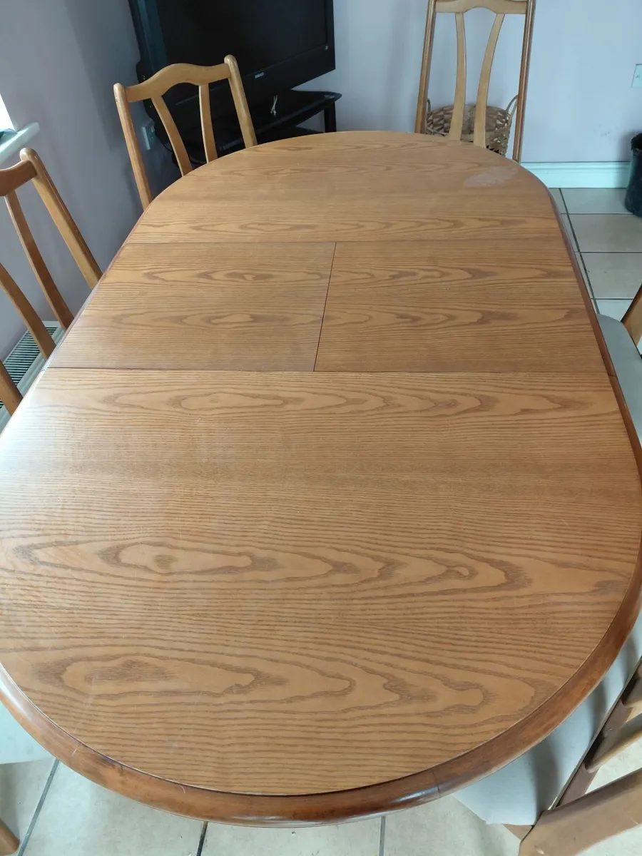 Cabinet and Dining Table with 6 Chairs - Image 3
