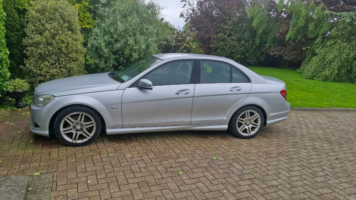 Mercedes  c200 amg - Image 3