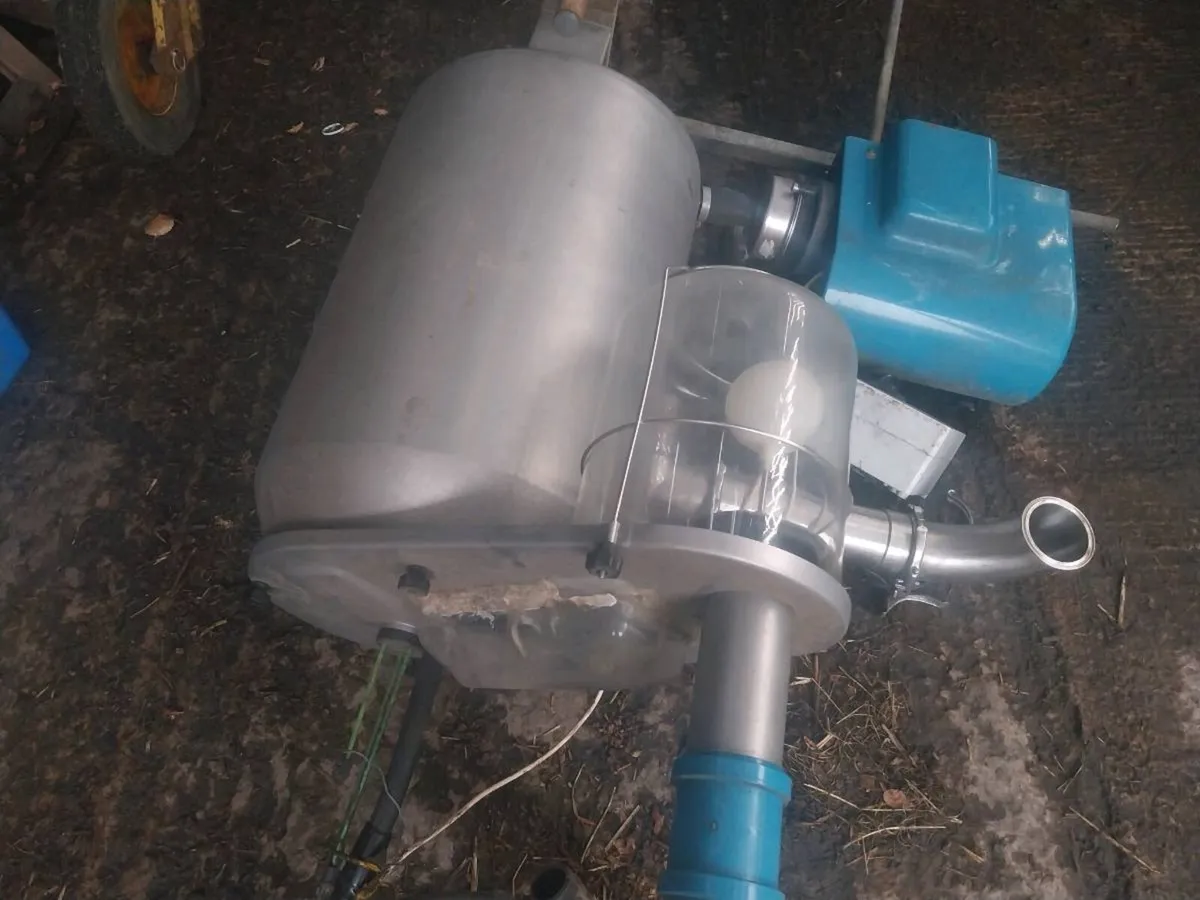 Milking parlour - Image 4