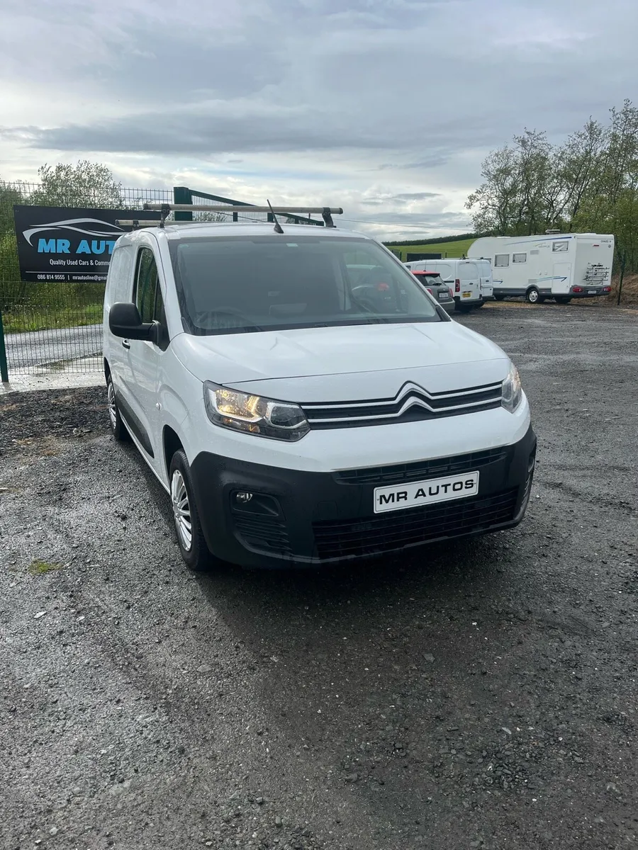 2021 BERLINGO HI SPEC VAN - Image 2