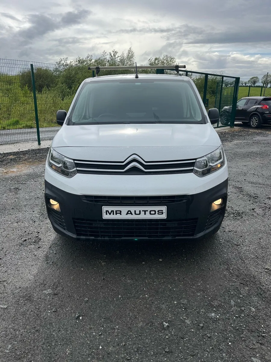 2021 BERLINGO HI SPEC VAN - Image 1