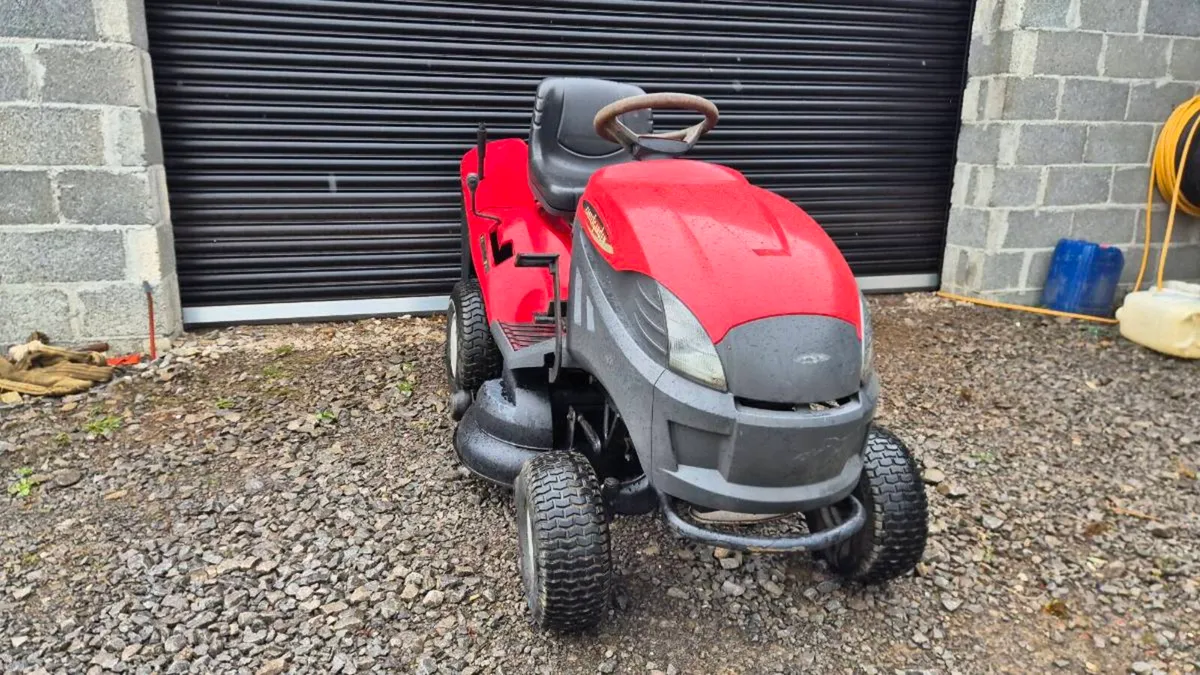Castelgarden ride on mower - Image 3
