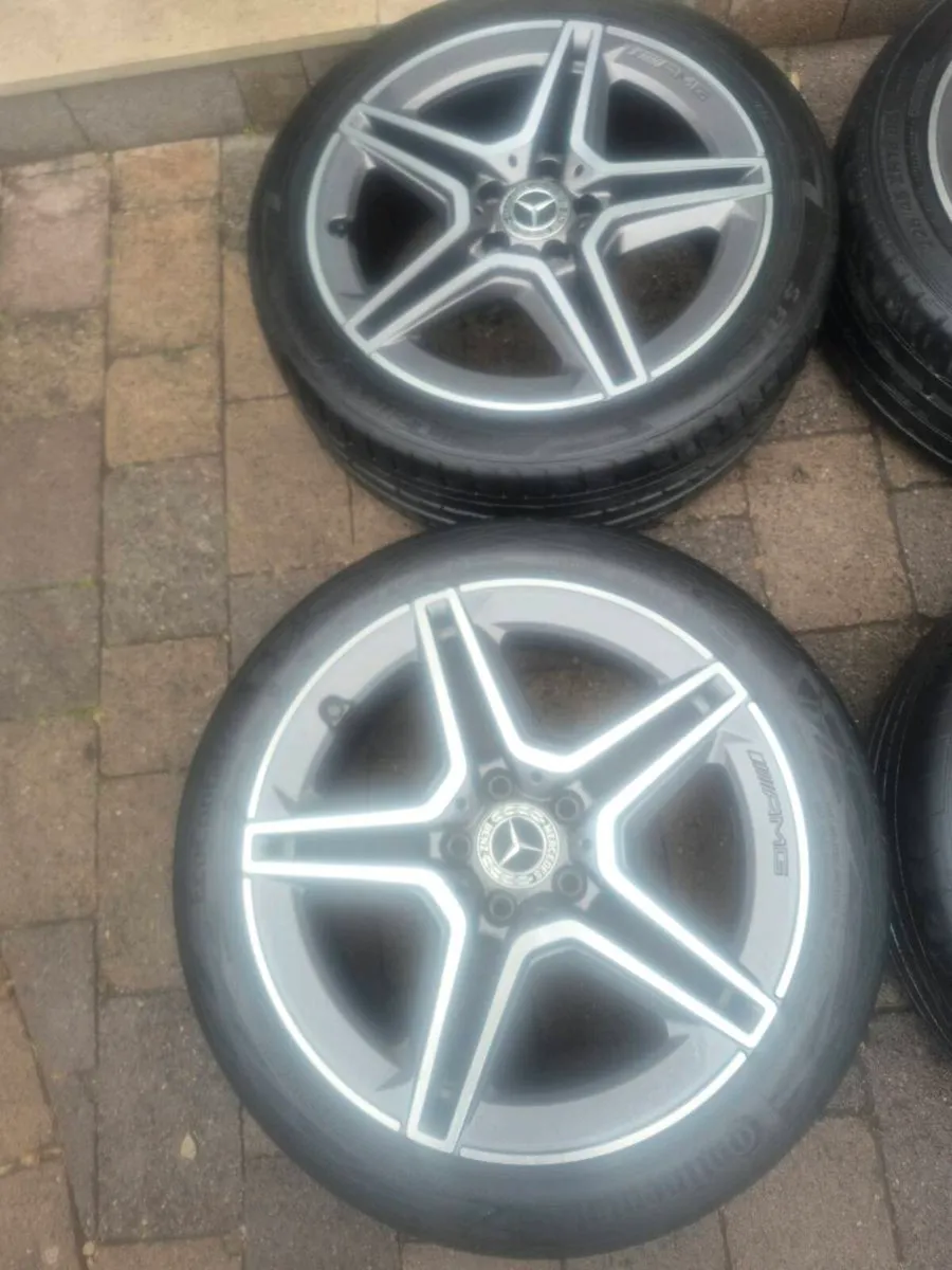 Mercedes amg alloys - Image 2