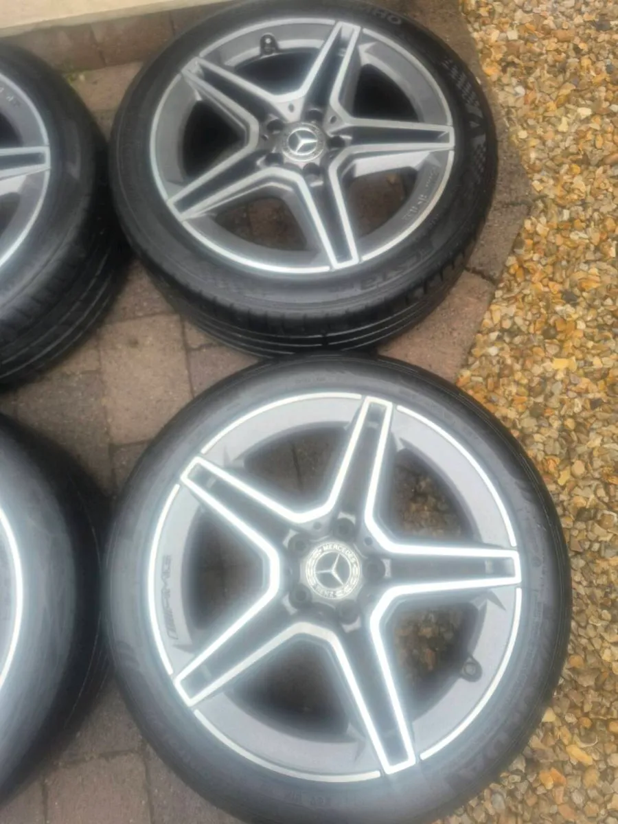 Mercedes amg alloys - Image 3