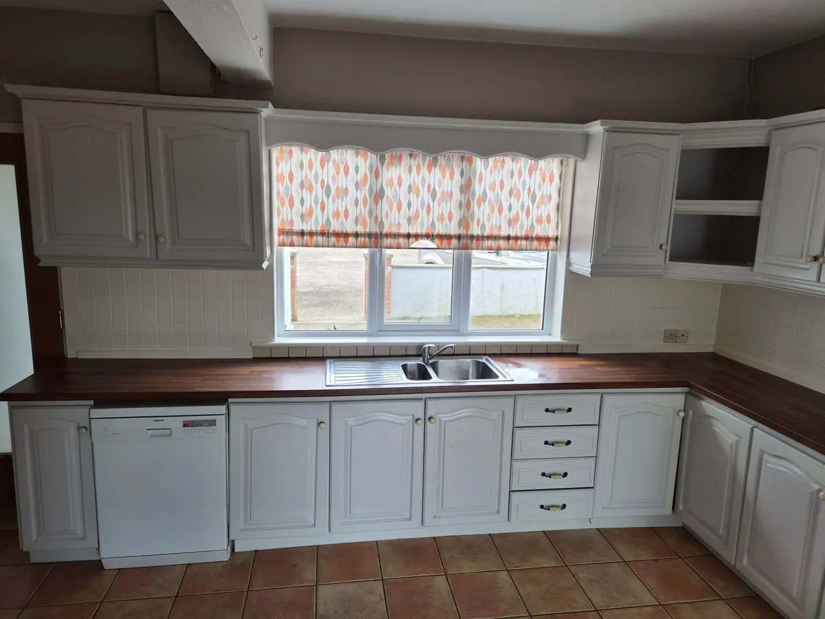 Solid Oak Kitchen - Image 2