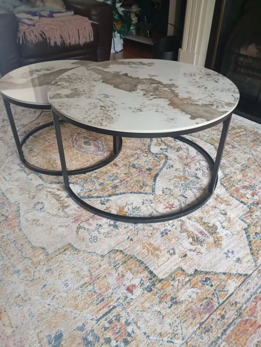 Set of two marble  coffee tables - Image 4