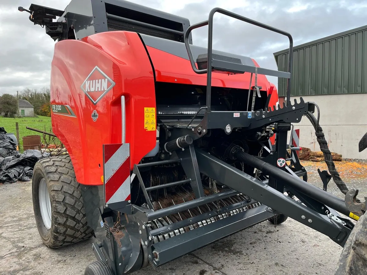 Kuhn FB3130 Baler - Image 2