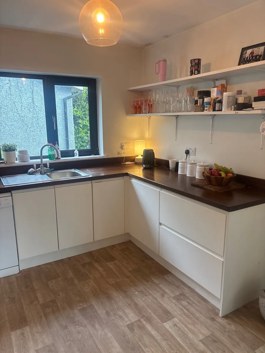 Kitchen - Image 2