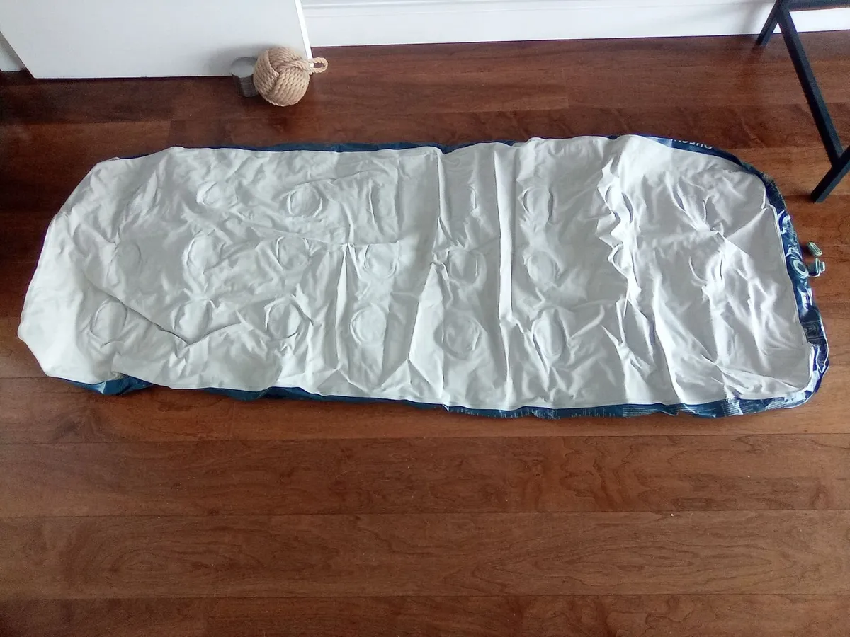 Quechua  Inflatable 1-person Camping Air Mattress - Image 2