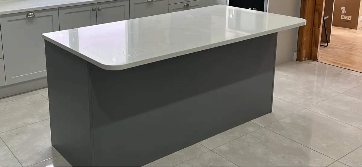 Stone kitchen countertop Brand New - Image 2